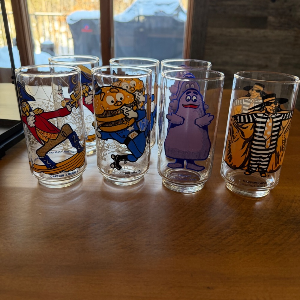 Vintage McDonald's Collector Glasses (7)
